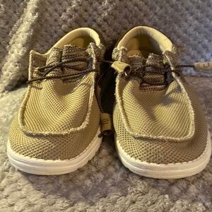 Men’s hey dudes $50